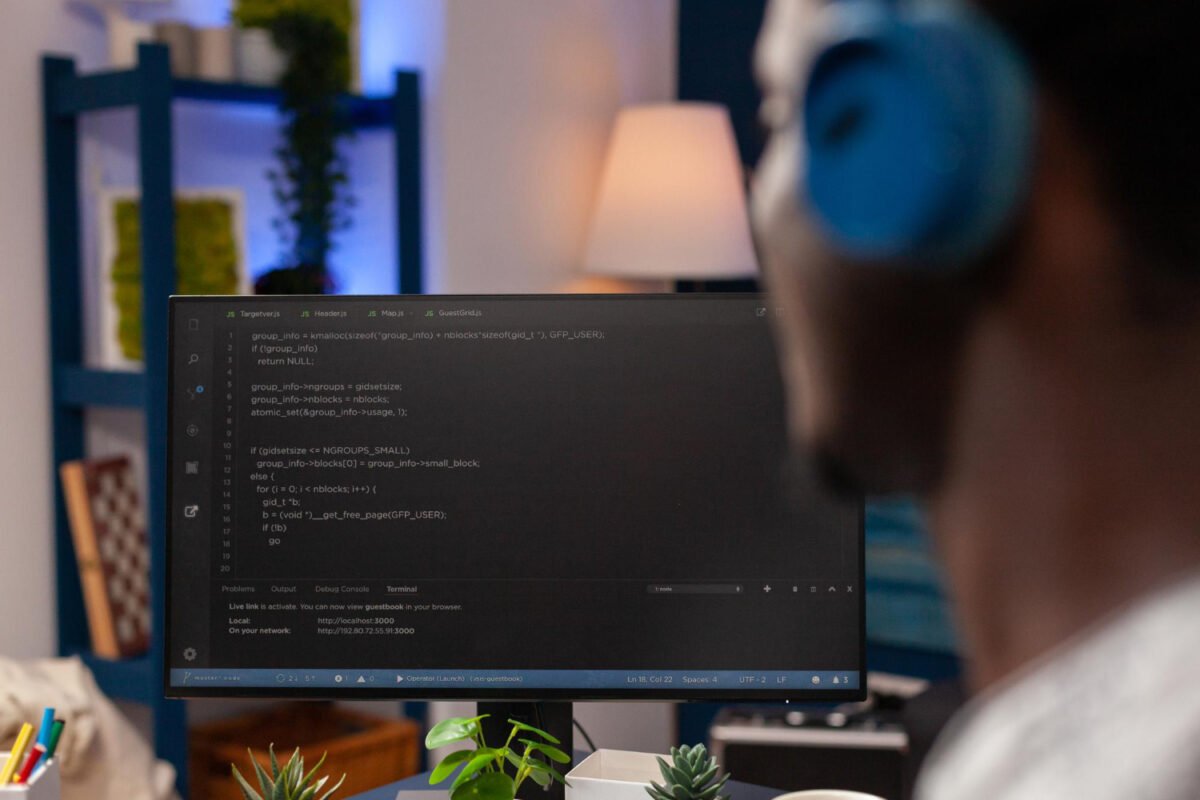 30394